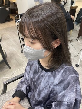 アリーズ シブヤ(ALLYS shibuya) 顔周りカット 顔周りカット おくれ毛カット