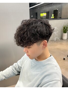 トゥイン 八王子(TWIN) 波巻きスパイラルパーマ/ツーブロック/メンズパーマ/八王子駅