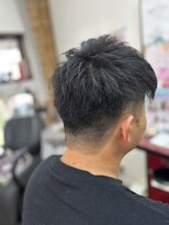 マリー&nbsp;ツーブロックメンズショート