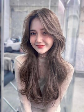 フィヴェント(Fivent) レイヤーカット/ネビージュ/レイヤーパーマ／小顔に見せるヘア