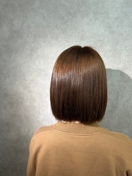 ニュイ 高槻 阪急茨木店(nui) 黒髪ボブルフネビージュ小顔ワンレンスペインカール