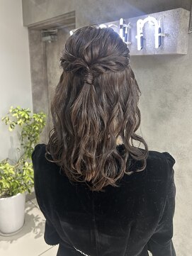 ヴェイン 渋谷(vain) 10代20代30代◎大人ガーリーハーフアップ