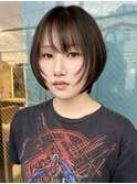 ショートボブ顔周りレイヤー黒髪