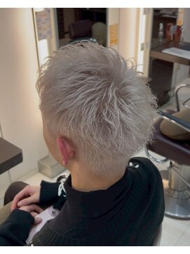 盛岡メンズヘアカラー【ホワイトブリーチ】ブリーチ自信あり◎