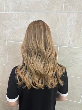 オズ 郡山駅前店(OZ) ケアブリーチベージュで柔らか質感