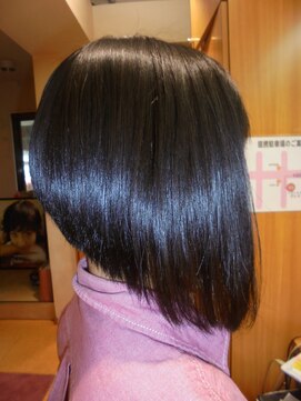 ヘアーメイク グレマ(HAIR MAKE grema) 前下がりボブ