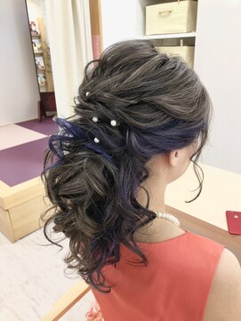ブロッサム ヘアデザイン(blossom) ポニーテール