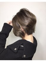 ユアーズ ヘア 恵比寿本店(youres hair) 前下がりショートボブ☆ハイライトデザイン