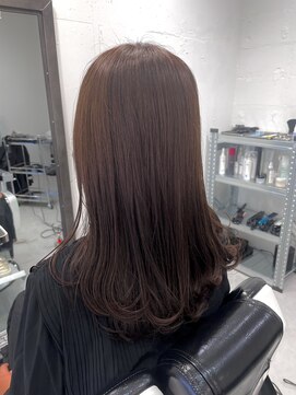 路地裏のアパート ワンレングスロング