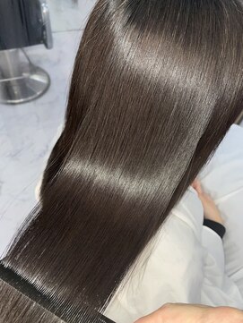 エスカーラ 表参道(THE ESCALA) @aidaman321/ショコラベージュ/ボブルフ/カール/ベービーバング/