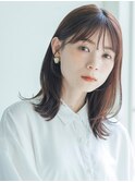 暗髪×束感ショート×シースルーバング×フレンチガーリー