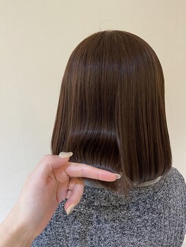 エルムトウキョウ(ELM Tokyo) 【酸性ストレート】で綺麗な艶髪