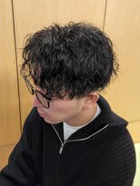 ニアウ 伊勢崎連取店(Niau)&nbsp;刈り上げマッシュセンターパートツイストスパイラルパーマ