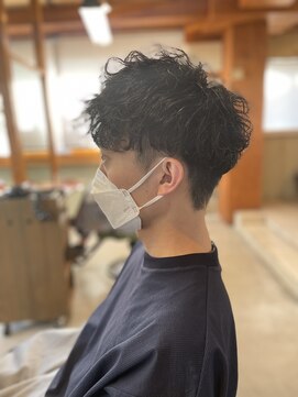 コモレビ(komorebi) 【嶋崎翔】セットが楽な波巻きパーマ