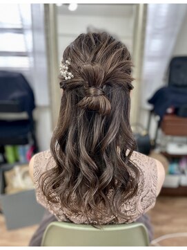 セニシエンタ(CENICIENTA) ハーフアップ