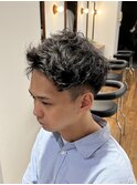 癖毛ショート/大人メンズ/アップバングショート/フェード