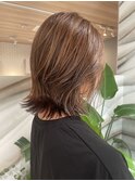 ミディアム×ウェーブデザインカラーレイヤーカットウェットヘア