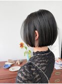 黒髪小顔ショートレイヤーボブパーマ×暗髪透明感冬カラー