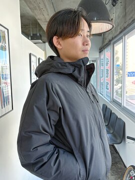 カートバイハイジ(Kurt by Heidi) センターパート