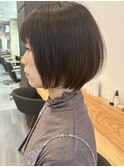 小顔カットショートボブ大人可愛いアッシュオリーブ