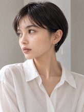 サーカス バイ ビュートリアム 青山(CIRCUS by BEAUTRIUM)&nbsp;30代40代　ショートヘア　ショートボブ　耳掛けショート