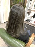 ハイライト×グレー