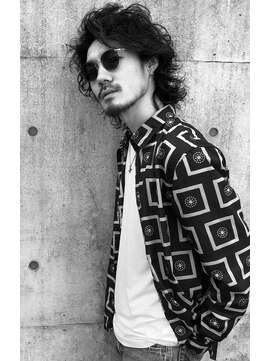 アンルーク ヘア(+1 unluke hair) 2022-SS/men's/black×色気