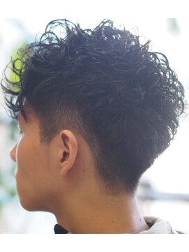 レッドカーペット(Red Carpet) 【men’s】　ツーブロクラッシュパーマ