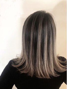 サロニスト(salonist) エアータッチバレイヤージュ