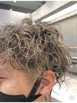 ヘアールーム プリズム(Hair room Prism) ハイライト/パーマ