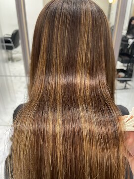 エスカーラ 表参道(THE ESCALA) @aidaman321/ゆるふわロング/センターパート/スイートAライン