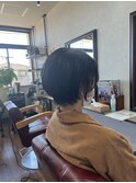 ショートボブ