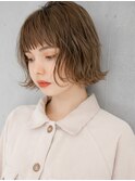 オン眉 ミニボブスタイル