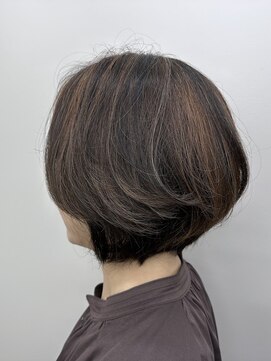 カラリスタ(Colorista) レイヤーボブ