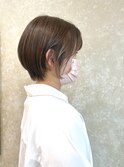ショートヘア×ベージュカラー