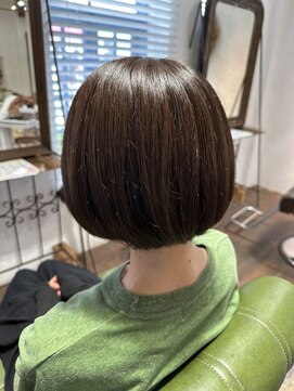 ロア(Loah) ボブ×GLTカラー/グレーベージュ/グレージュカラー