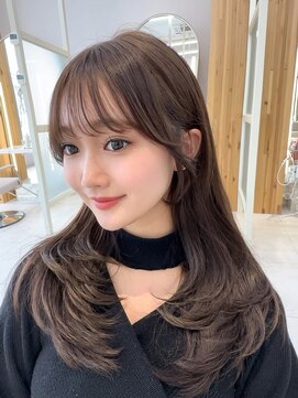 アフロートリノ(AFLOAT Leino) 大人可愛い韓国ヘア　レイヤーカット　ワンカールで可愛い抜け感