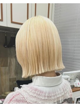 ネオリーブウリ 二子玉川店(Neolive uri) 前髪ハイトーンカラーケアブリーチダブルカラー