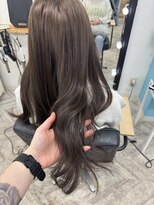 ウル(ulu)&nbsp;ダブルカラー　ブリーチなし　赤み無し　アッシュグレー