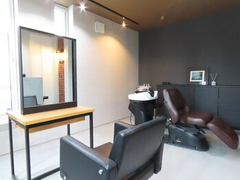 リード(LEAD)の写真/プライベート空間で心地良いサロンタイムを♪お客様のご要望に寄り添ってご提案します◎[苫小牧/駐車場有]