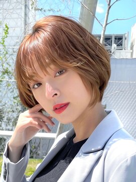 アマトウキョウスマートサロン(AMA TOKYO×Smart Salon) 韓国風巻き　小顔ショート　ハンサムショート