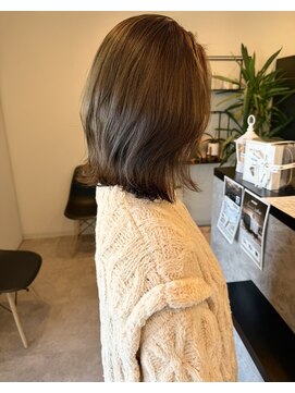 ブリーチなしカラーオリーブカラー暗髪カラー透け感カラー艶感