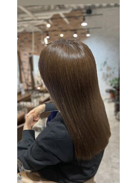 スペックホルダー(Spec Holder) 12.13ベージュ小顔