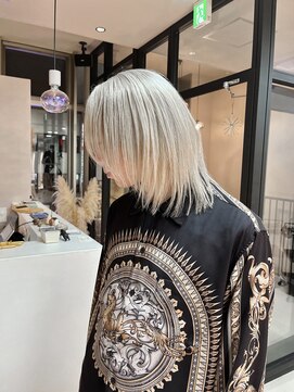 ソウィ(sowi) ホワイト