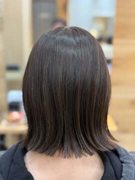 アグ ヘアー ミロ 本厚木店(Agu hair milo) ぱつっとボブ