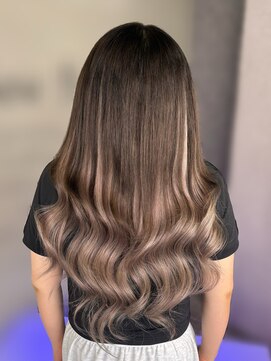 ラニシス ヘアー(Lanisis Hair) プルエクステでデザイン！！！