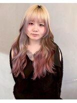 シーン バイ ラッド(SCENE by RAD) 大人可愛いくびれロングで魅せるレイヤーショートショートボブ