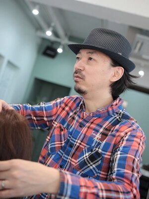 各種ヘアコンテストで受賞実績を誇るスタイリストが在籍!「貴女にとって」のヘアスタイルは【Rev hair】で!