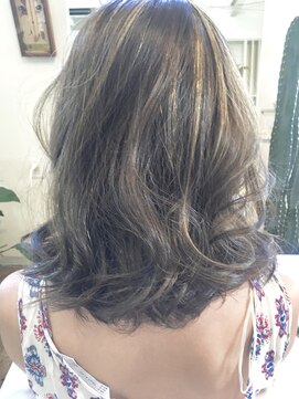 マハナ(Mahana by hair) 外国人風アッシュグレージュカラー