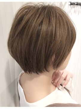 リル 8F 銀座(Rire) 【Rire-リル銀座-】マッシュショート